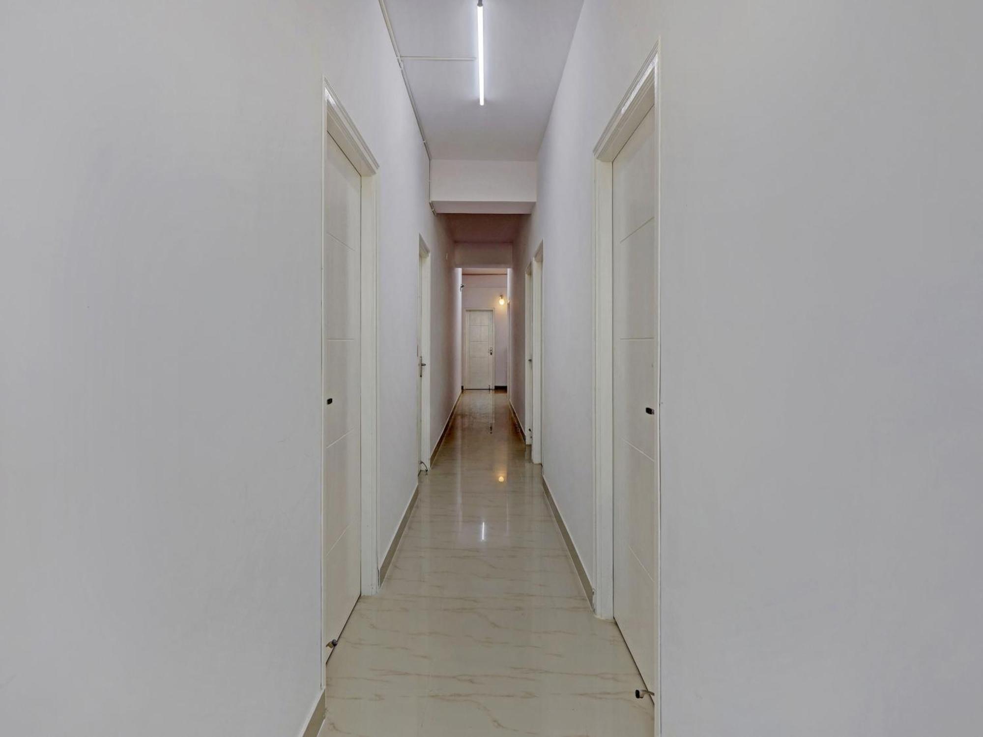 Hotel O Home Compact Studio Kr Puram Near Phoenix Marketcity Бангалор Екстериор снимка